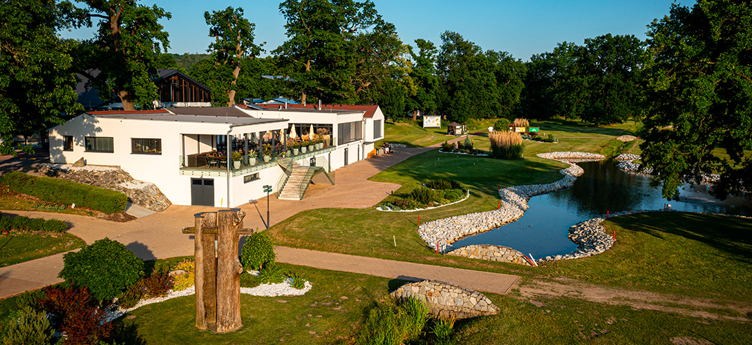 Stay&Play golfové balíčky Golf Resort Hluboká s ubytováním v Residenci Hluboká ****